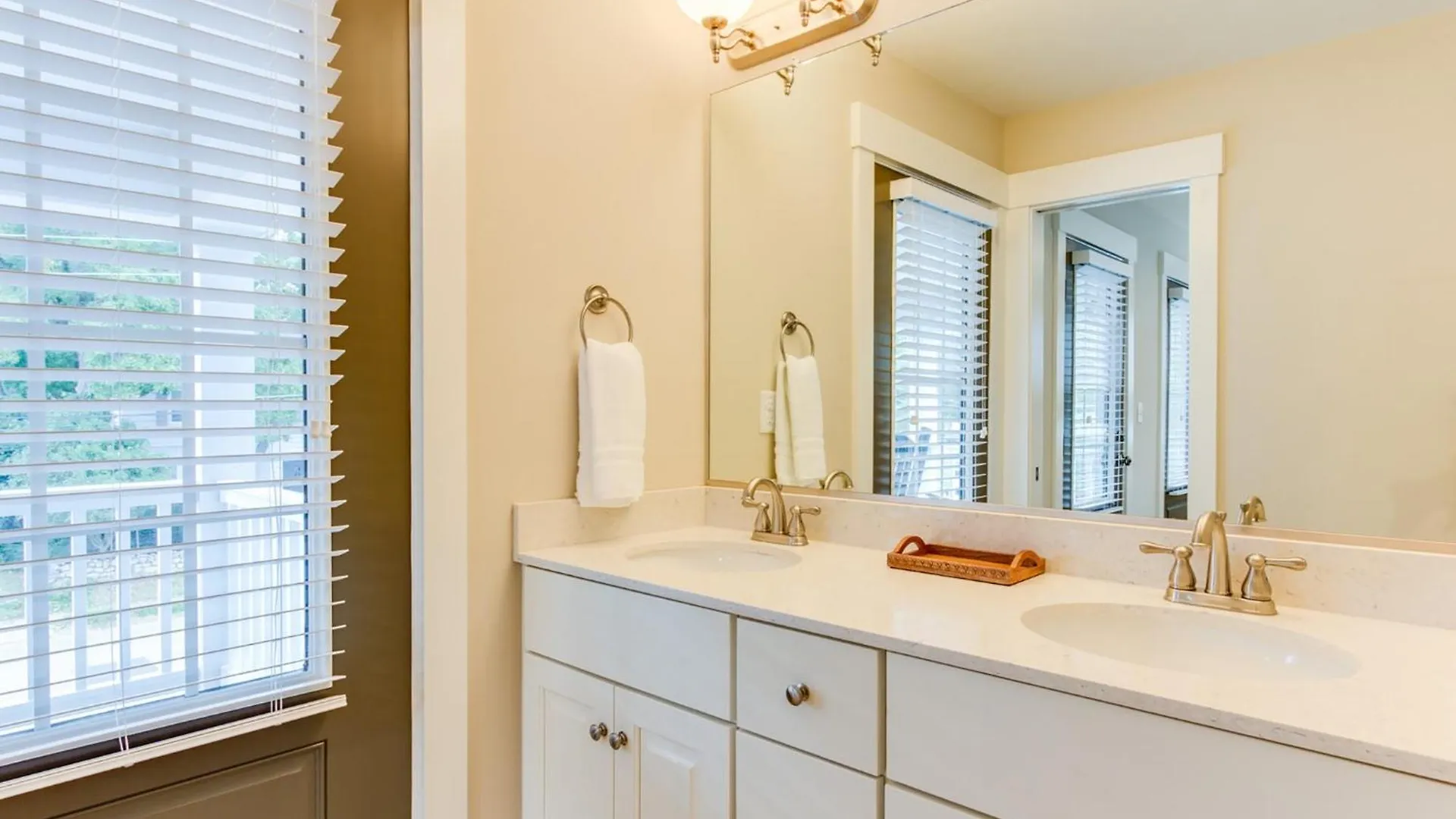 Prázdninový dům 404B The Princess Anne House South End Spacious 4 Beds Townhouse Virginia Beach USA